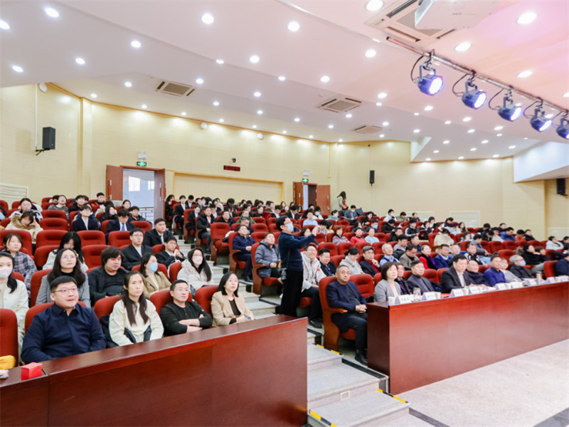 愛心匯聚 北林大首次舉行社會類獎教、獎助學(xué)金頒發(fā)儀式